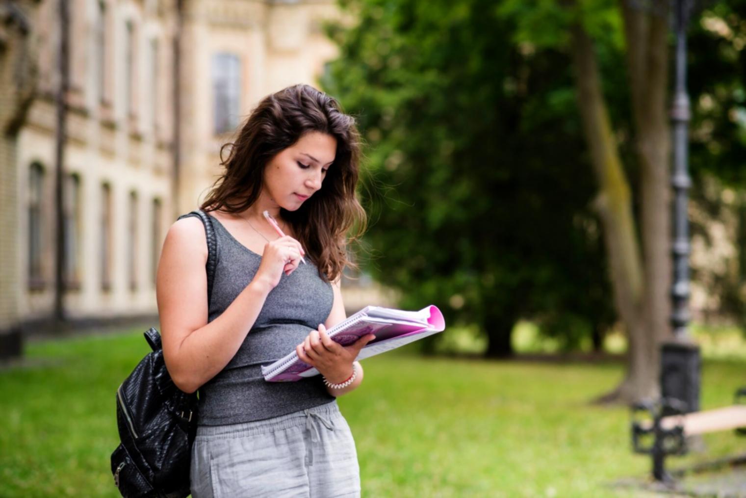 Magnetex learning environment with students engaged in stock market education